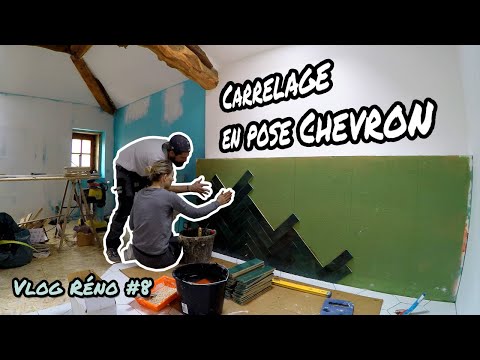 On pose un carrelage en motif chevron !🥰💚  - Maison LPL - vlog réno 8