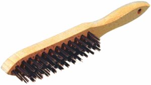BROSSE METALIQUE A MANCHE 4 RANGS ACIER TREMPE