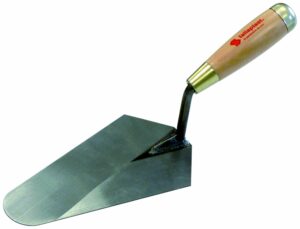 TRUELLE PORTUGAISE SOUDEE 20CM MANCHE BOIS 1